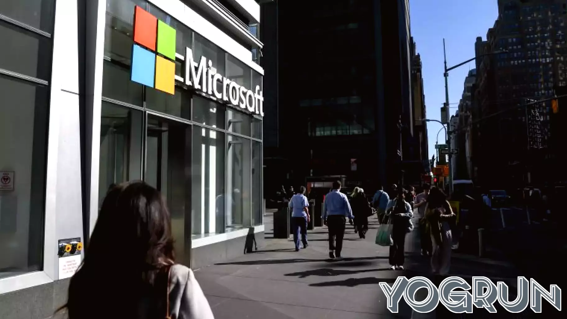 People are flooding AI chatbots with health questions. Microsoft is teaming up with Mayo Clinic to help