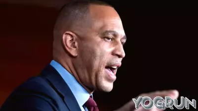 Jeffries Urges GOP Centrists to Support Extension of Health Care Subsidies